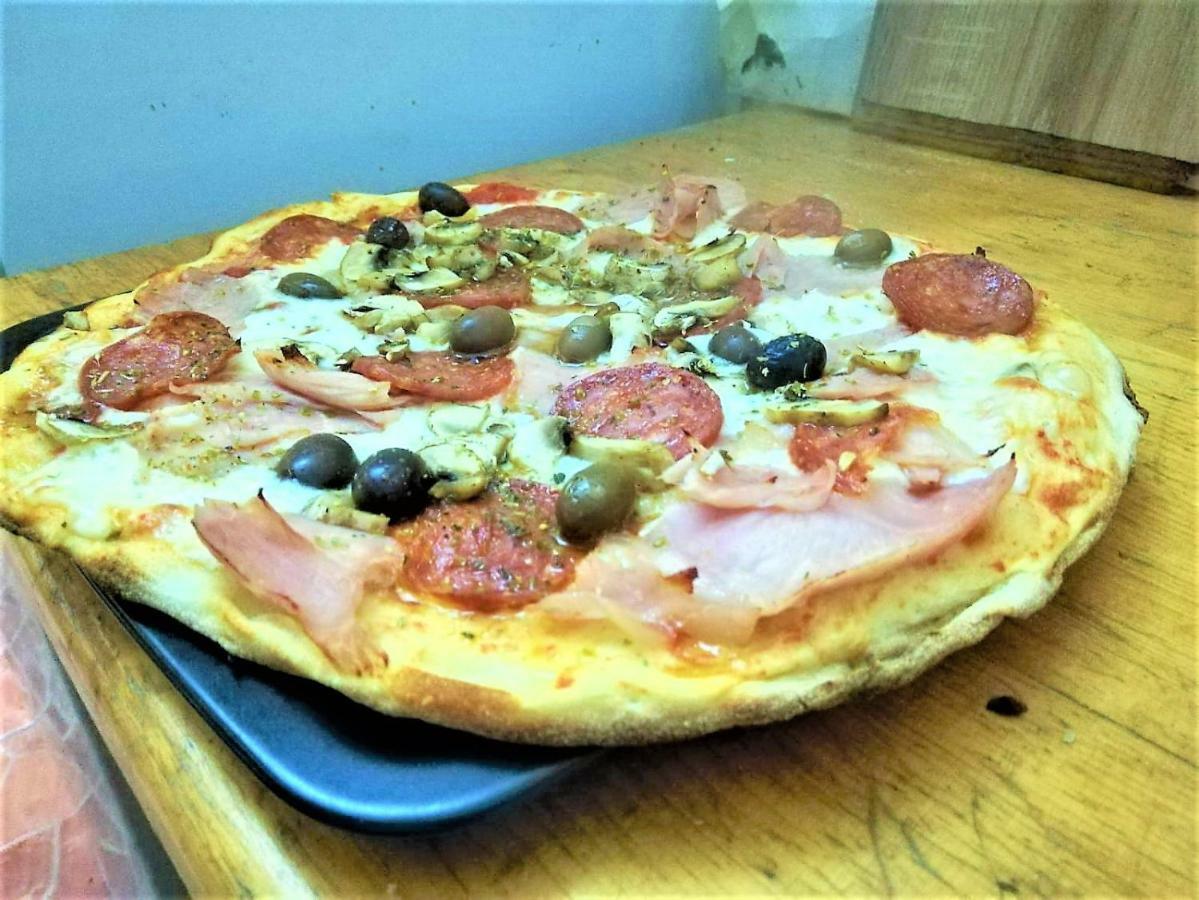 Leyla Hostel 布拉索夫 外观 照片